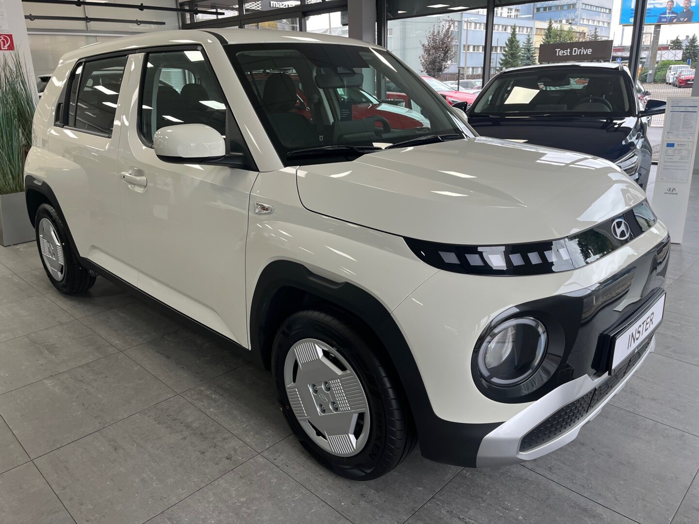 Hyundai INSTER