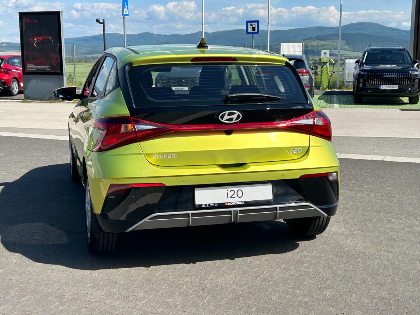 Hyundai i20