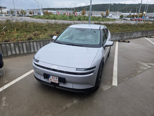 Hyundai IONIQ 3