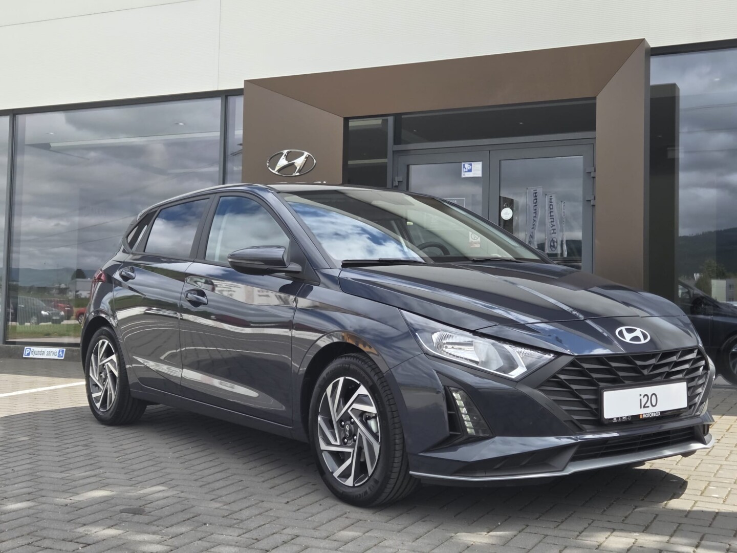 Hyundai i20