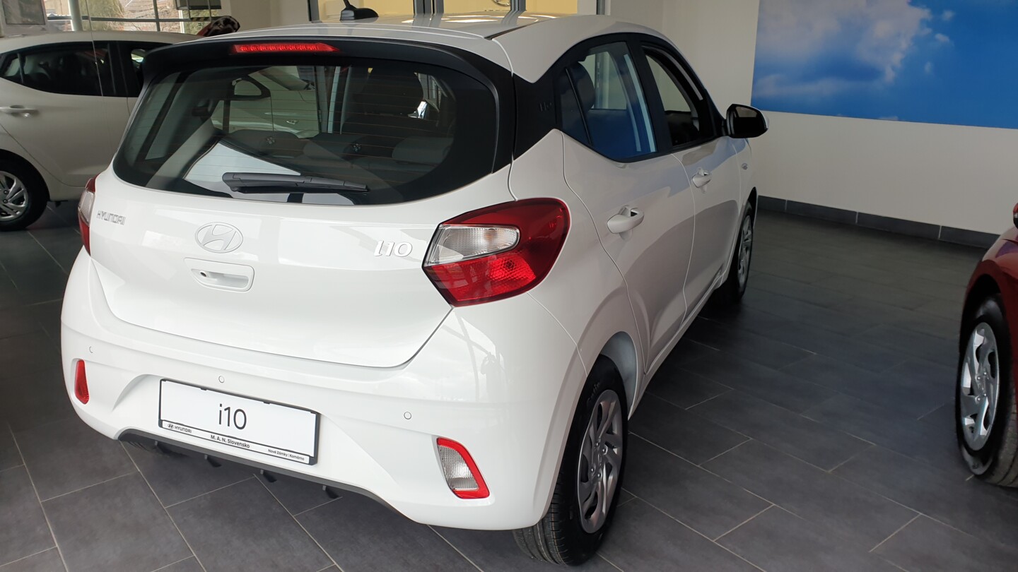 Hyundai i10