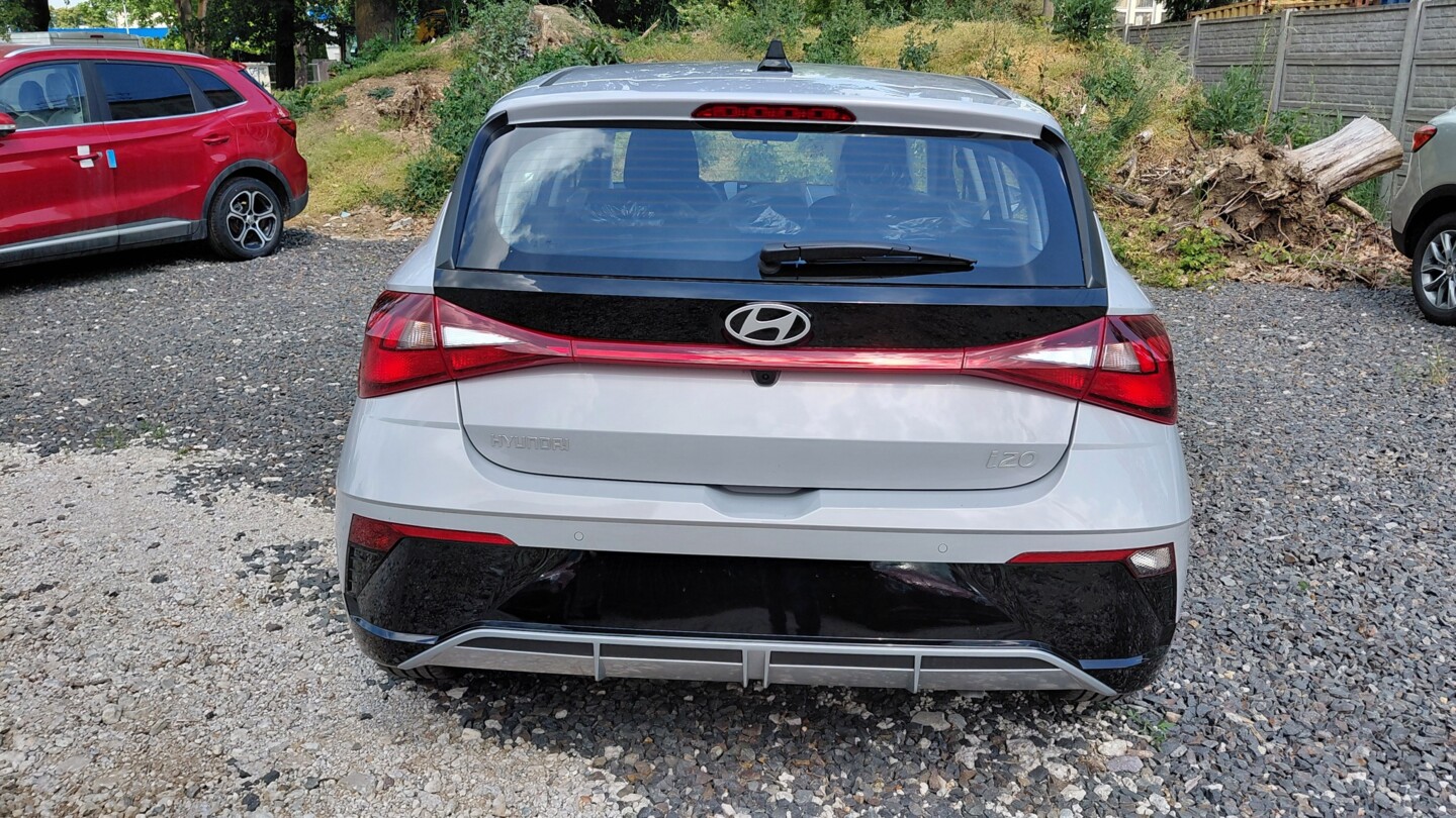 Hyundai i20