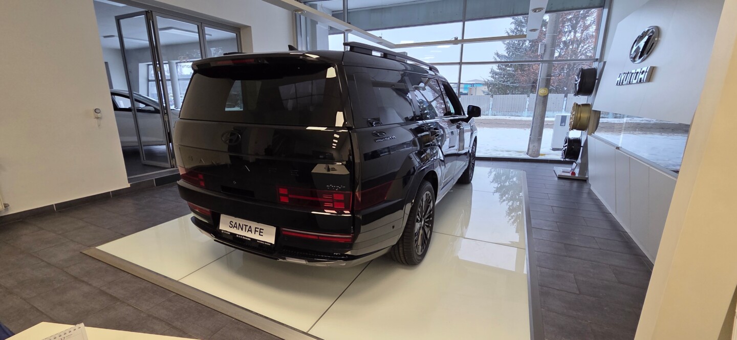 Hyundai SANTA FE