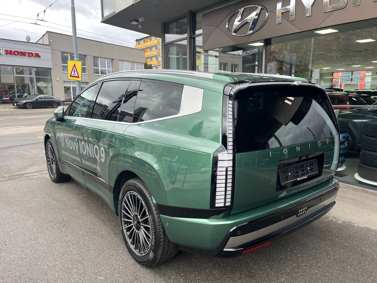 Hyundai IONIQ 9