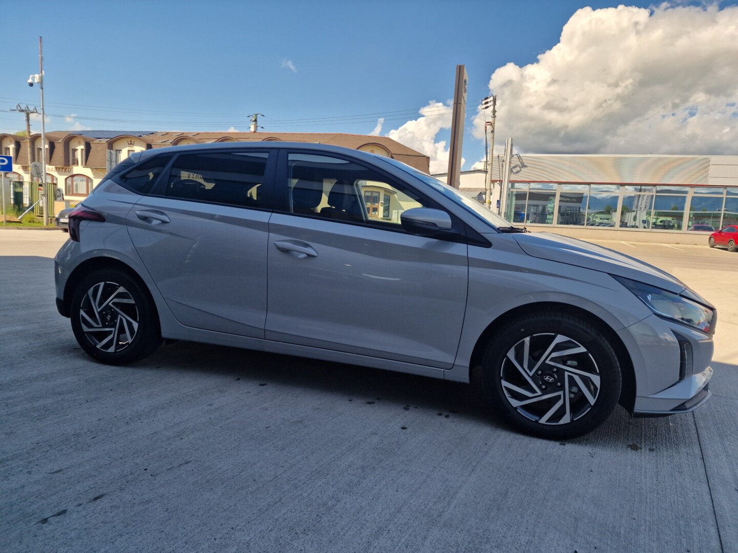 Hyundai i20