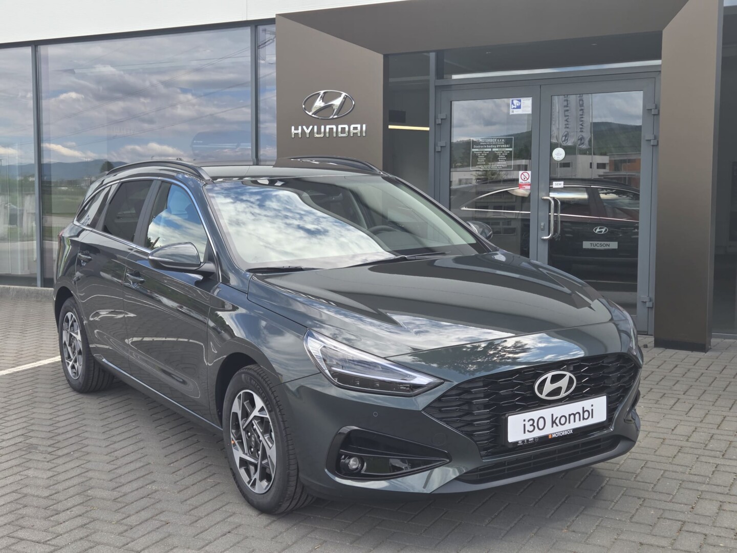 Hyundai i30