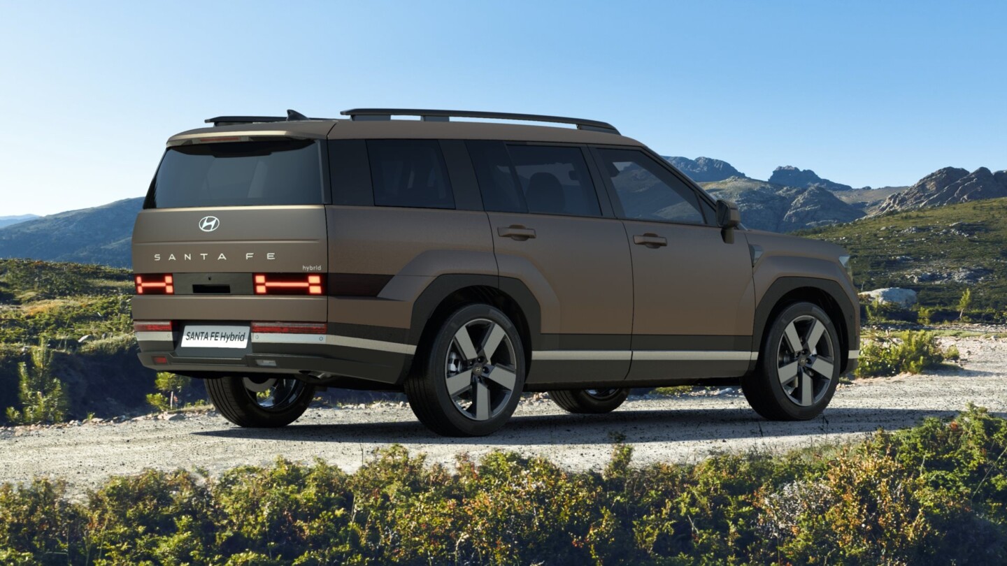 Hyundai SANTA FE