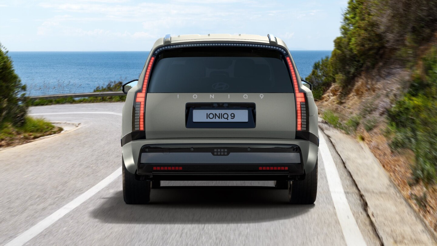Hyundai IONIQ 9