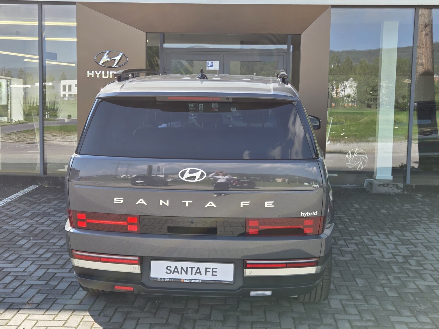 Hyundai SANTA FE