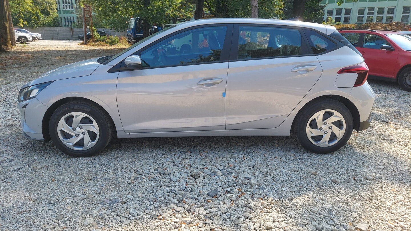 Hyundai i20