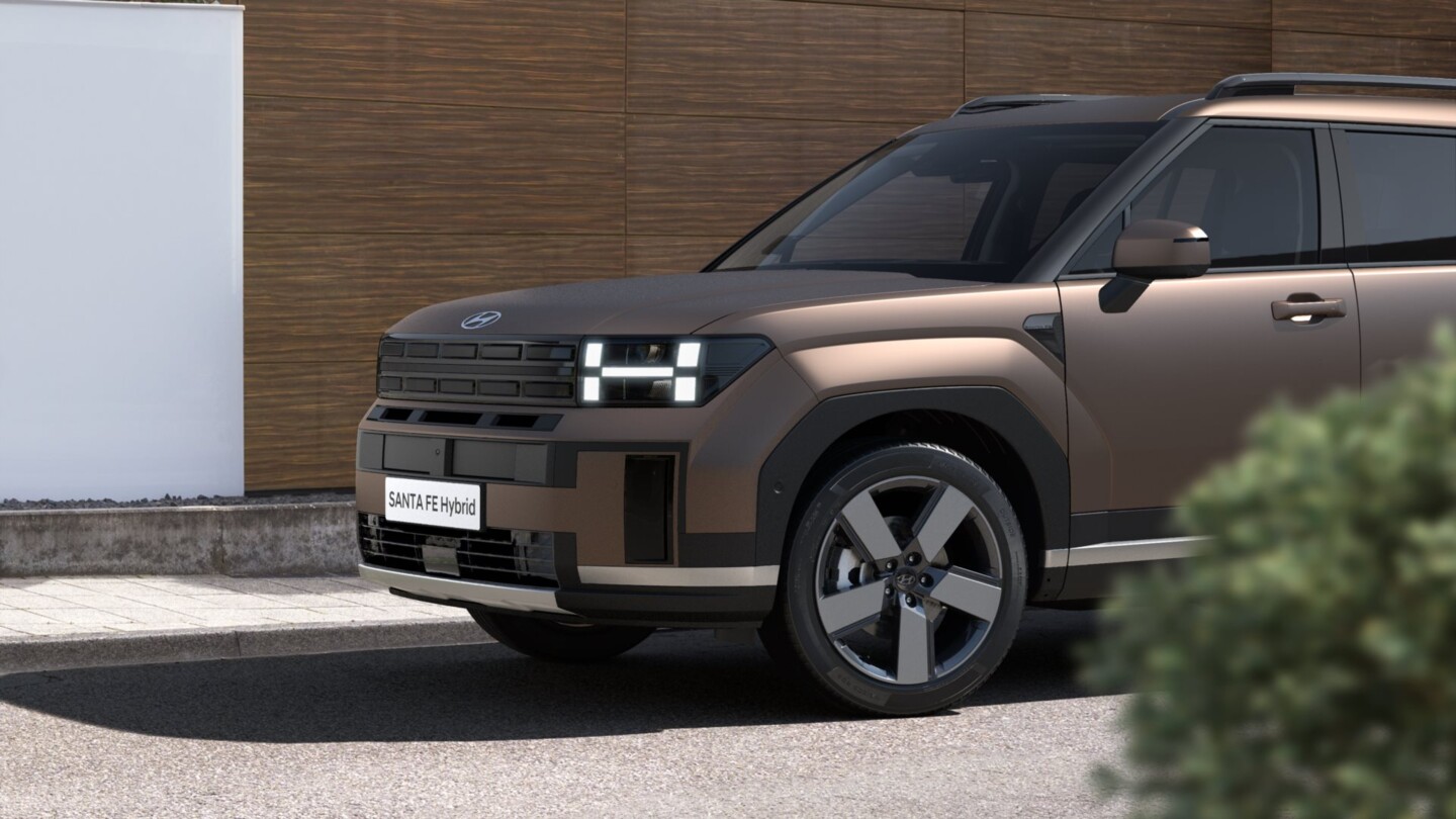 Hyundai SANTA FE