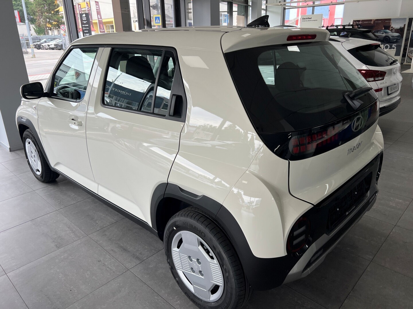 Hyundai INSTER