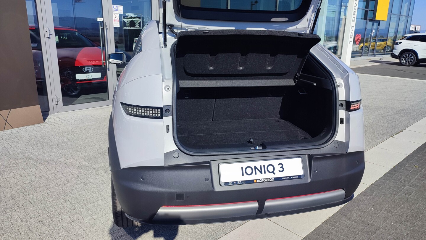 Hyundai IONIQ 3