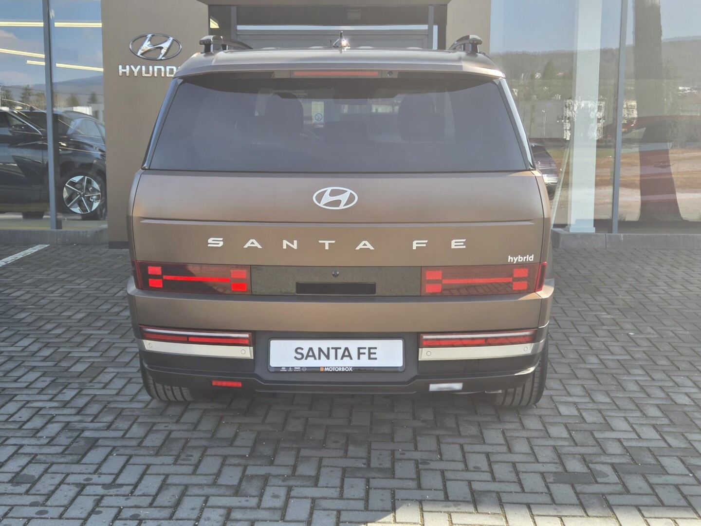 Hyundai SANTA FE