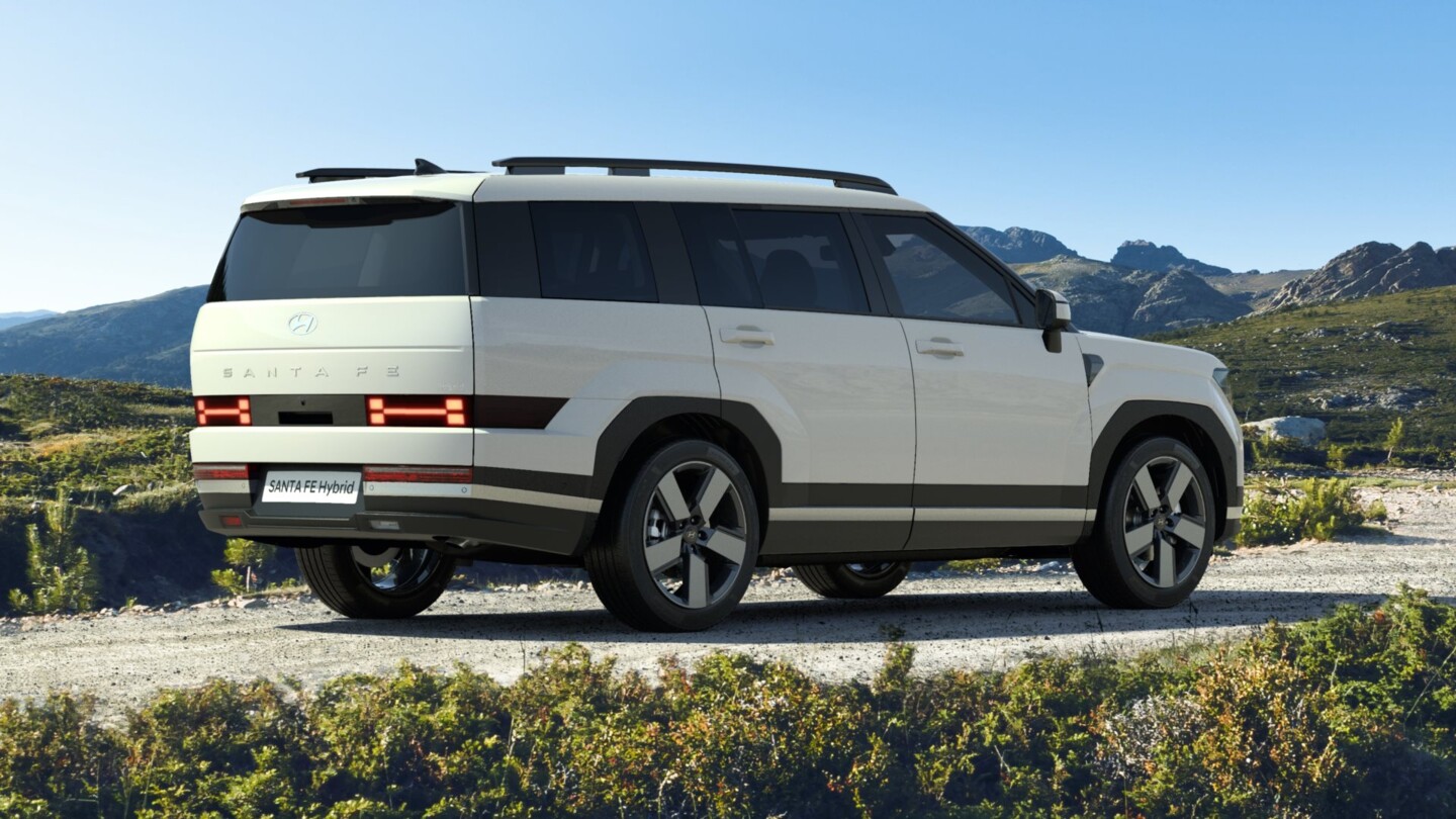 Hyundai SANTA FE