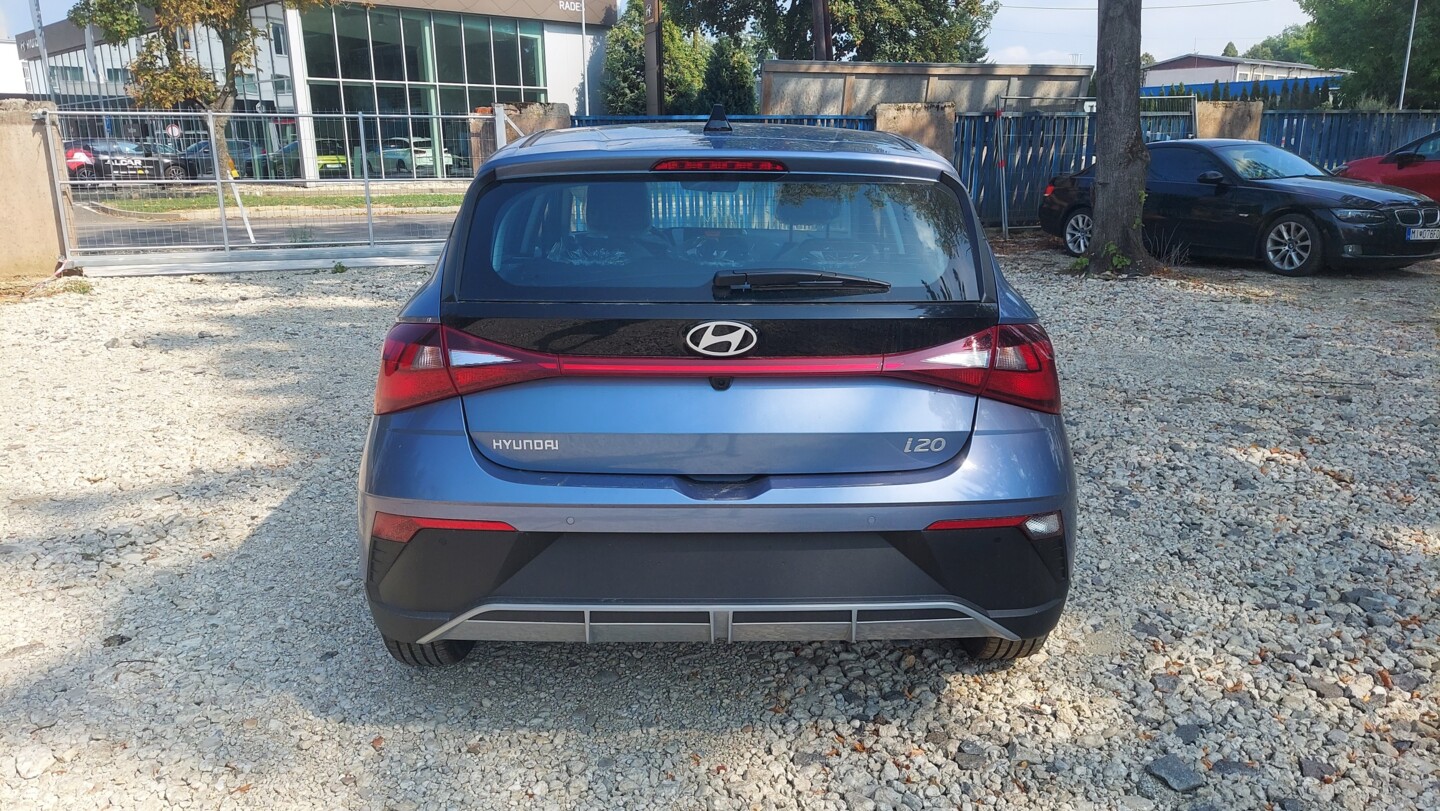 Hyundai i20