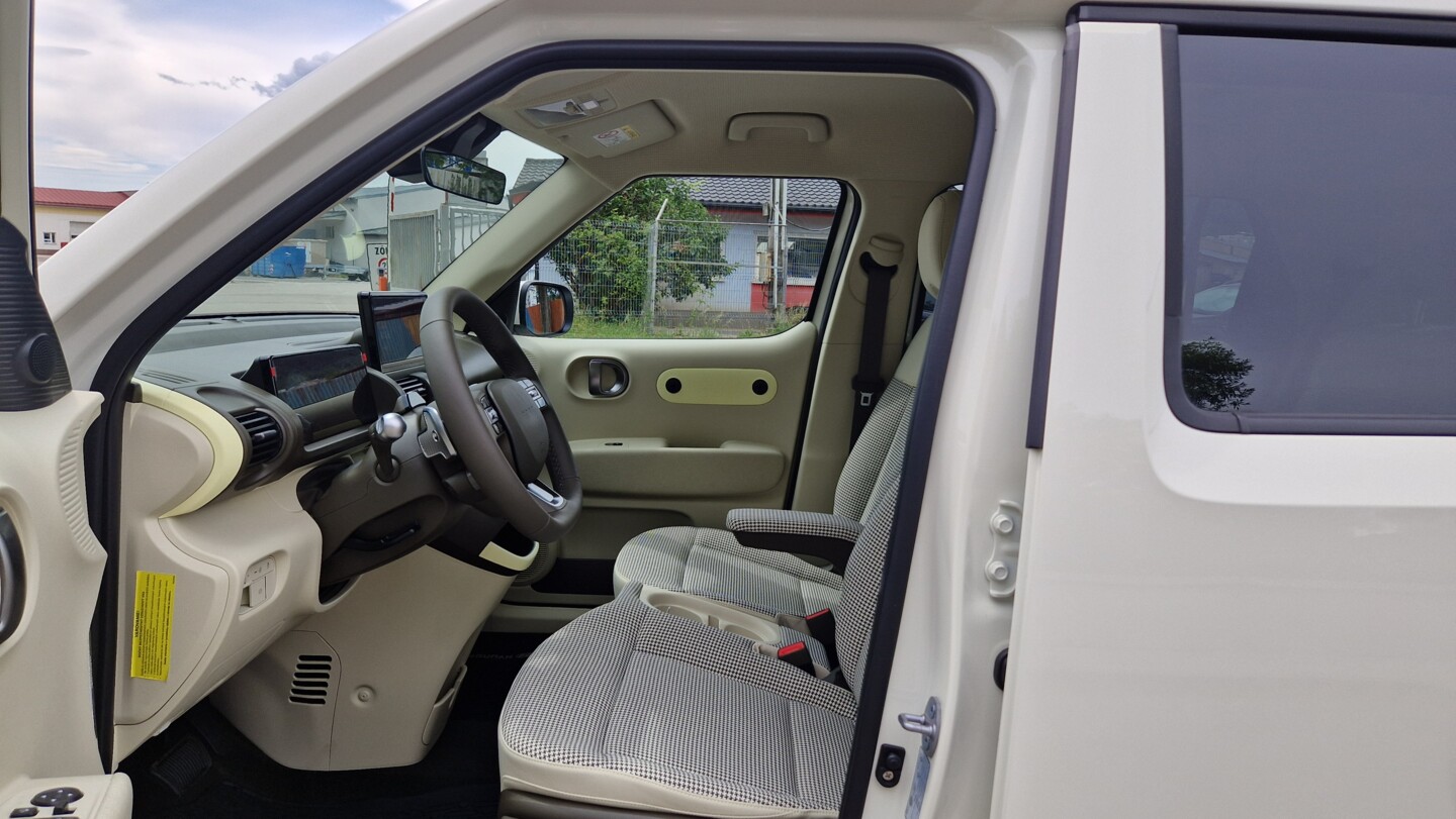 Hyundai INSTER