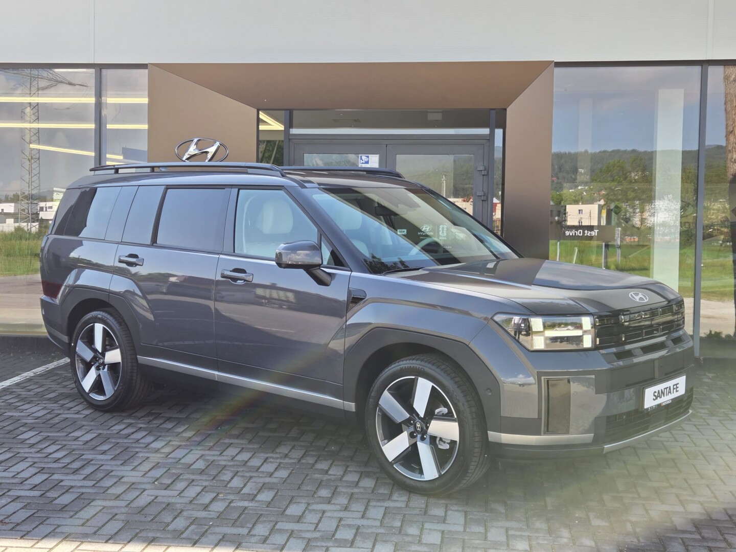 Hyundai SANTA FE