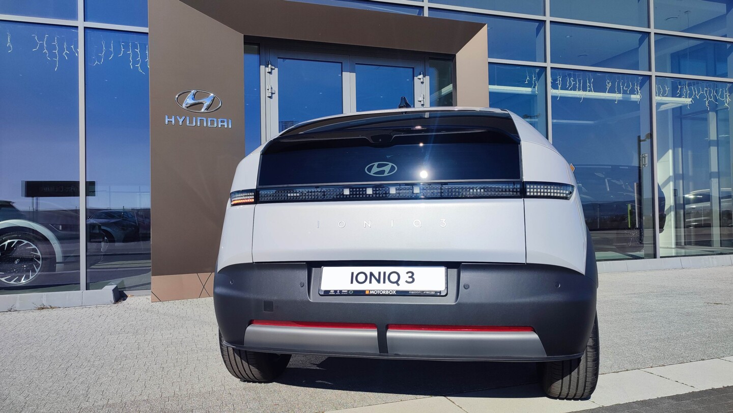 Hyundai IONIQ 3
