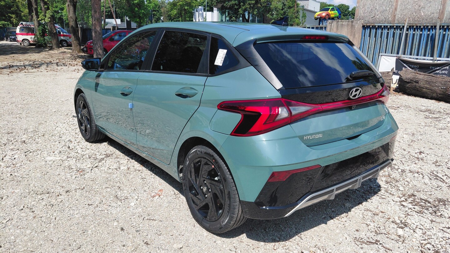 Hyundai i20