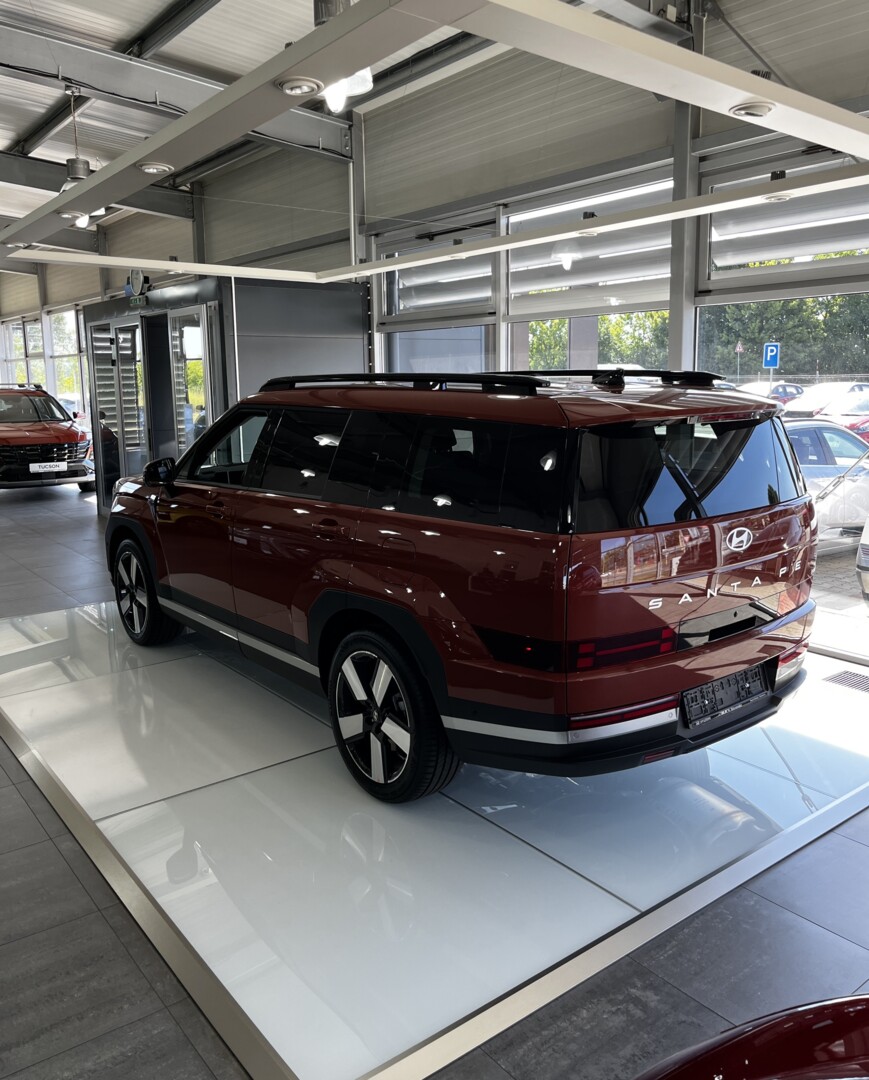 Hyundai SANTA FE