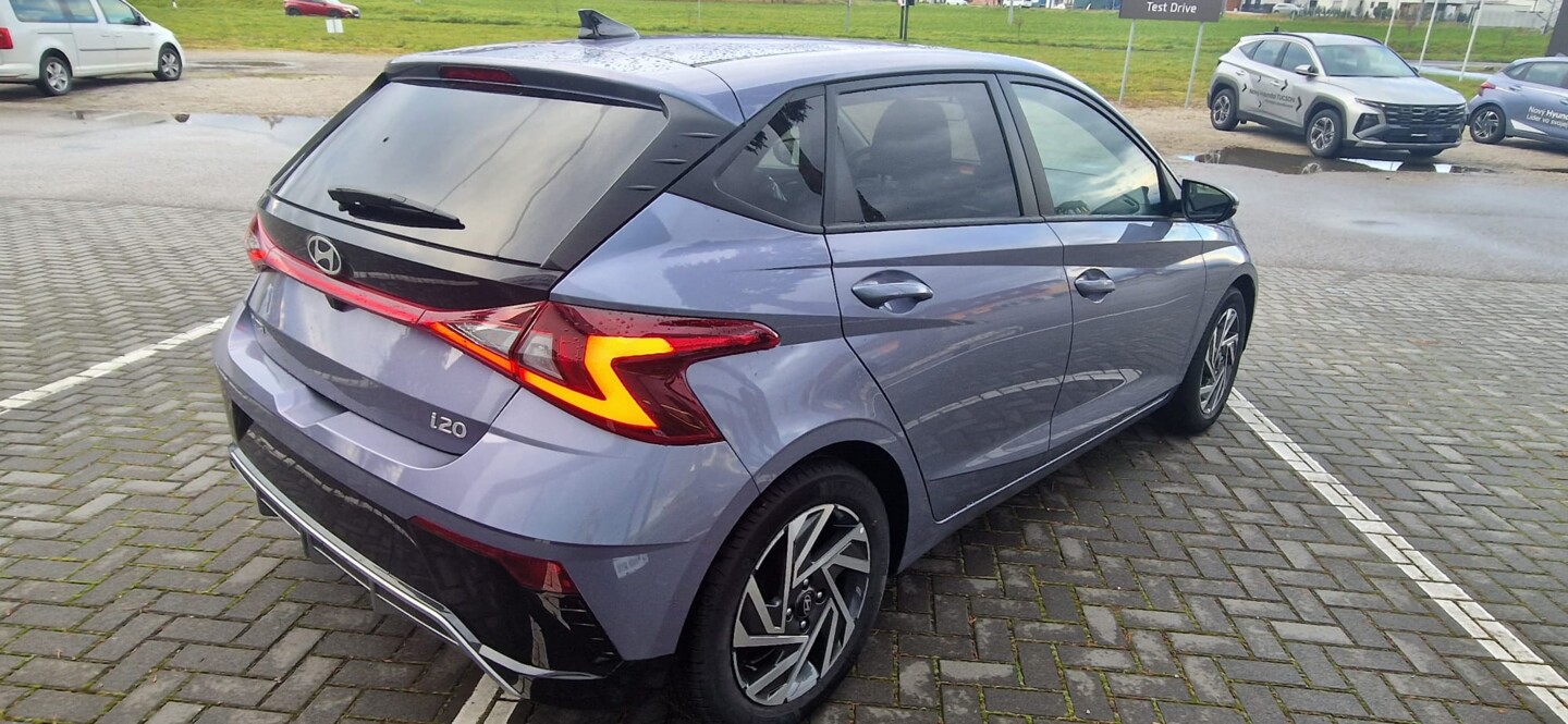 Hyundai i20