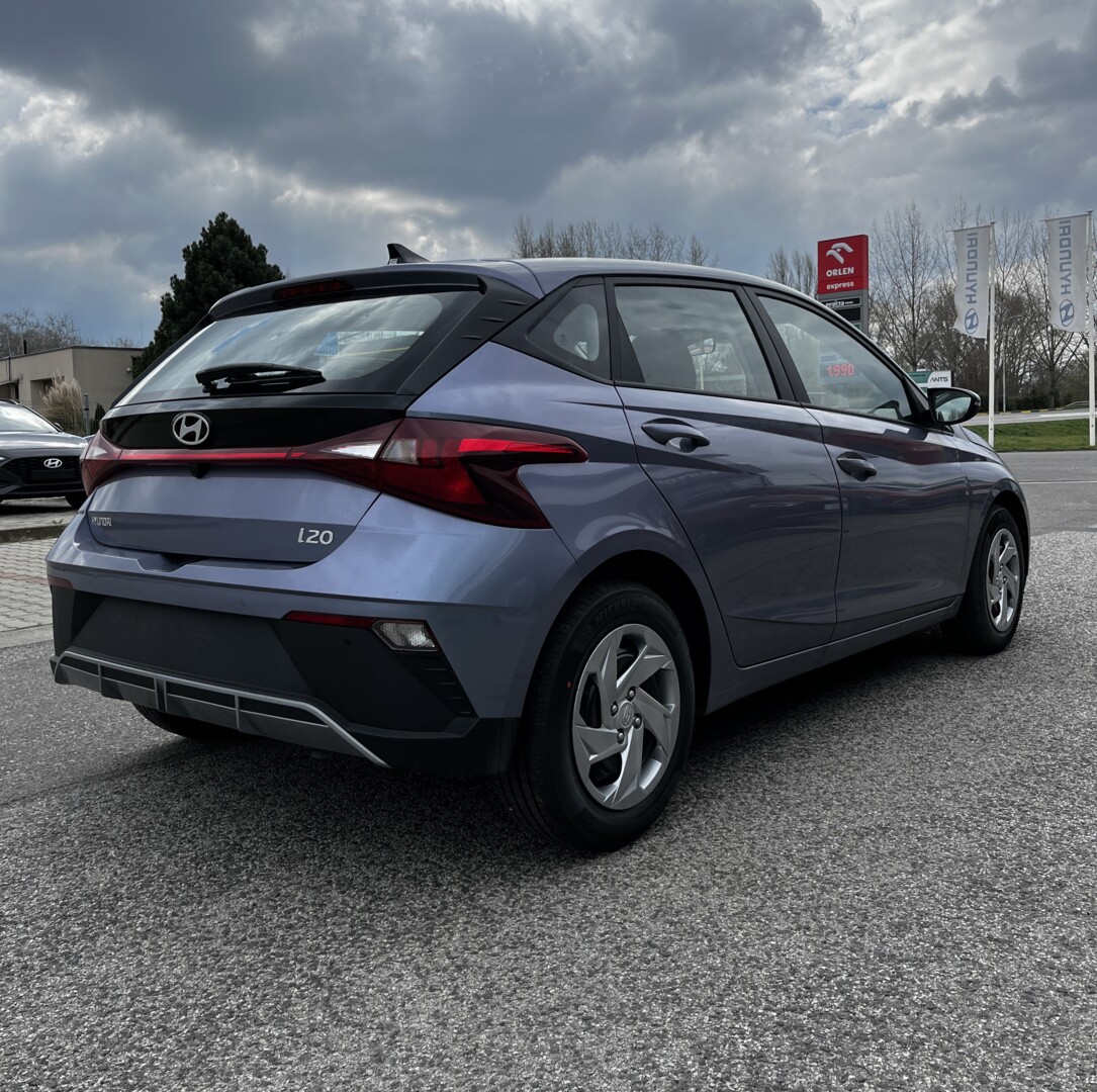 Hyundai i20