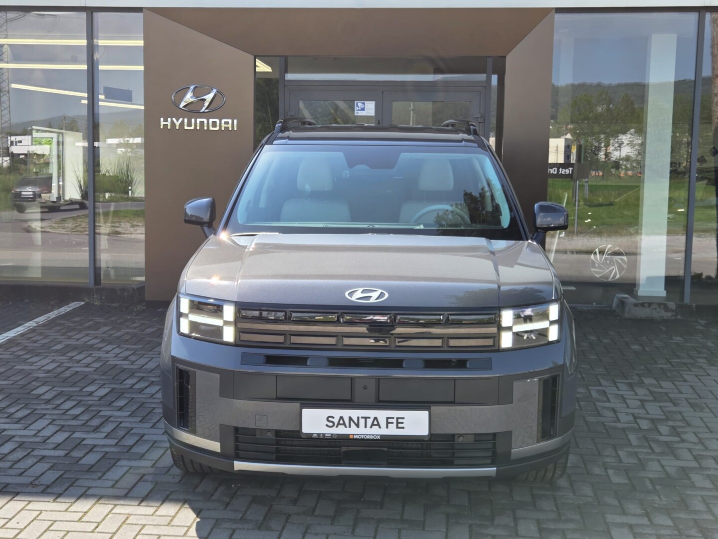 Hyundai SANTA FE