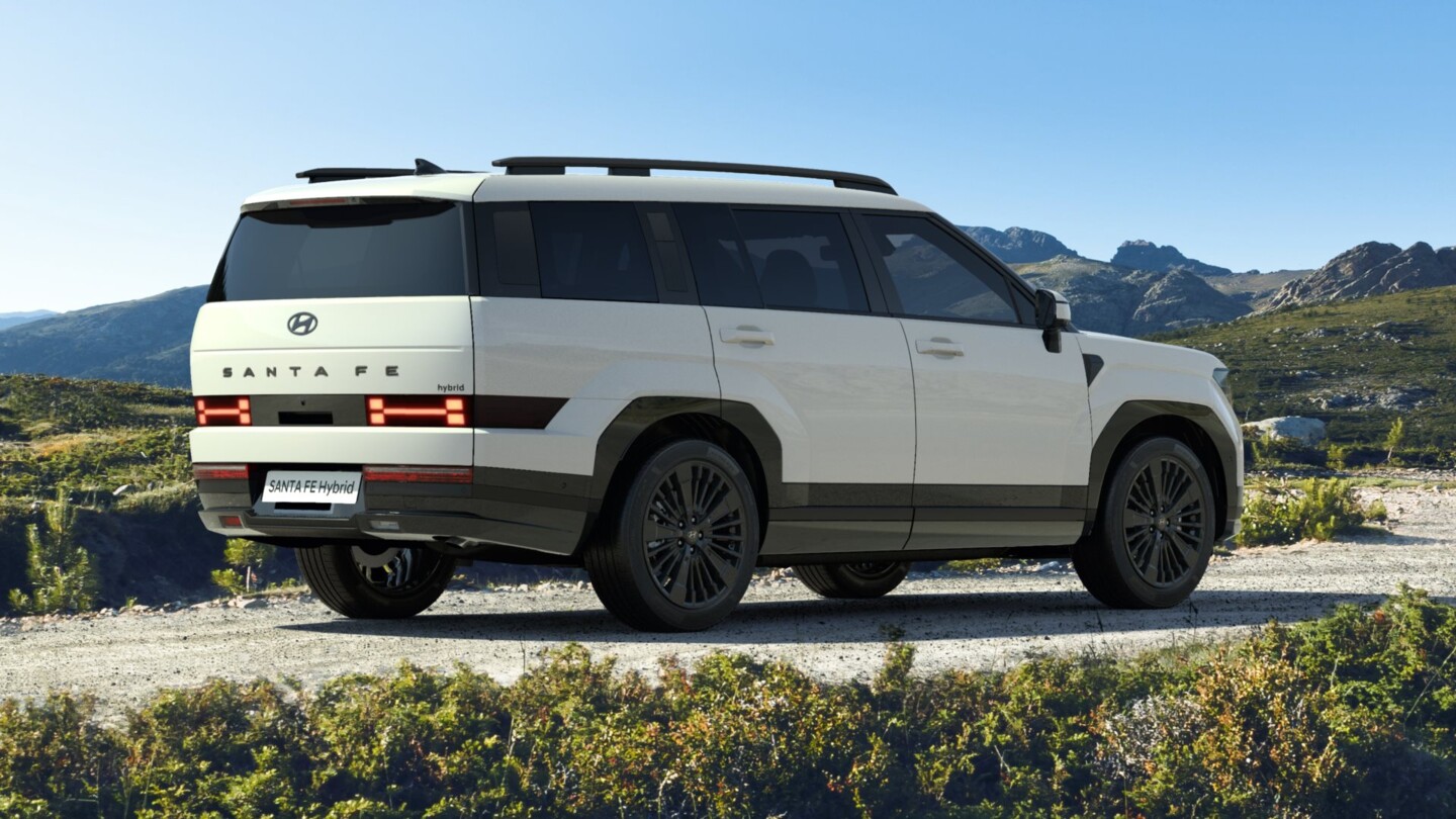 Hyundai SANTA FE